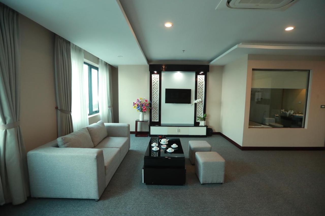 Kim Thai Hotel Thái Nguyên エクステリア 写真